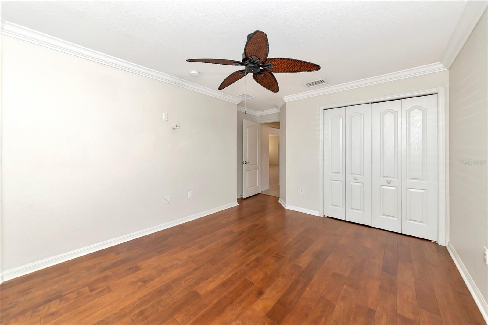 223 RIVER ENCLAVE CT