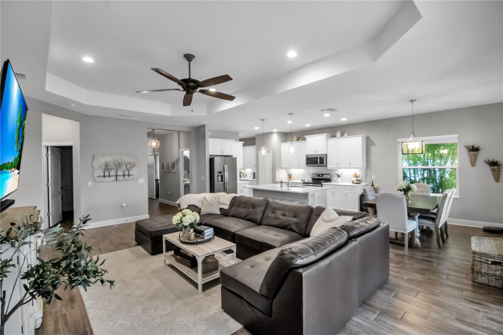 7798 RIDGELAKE CIR