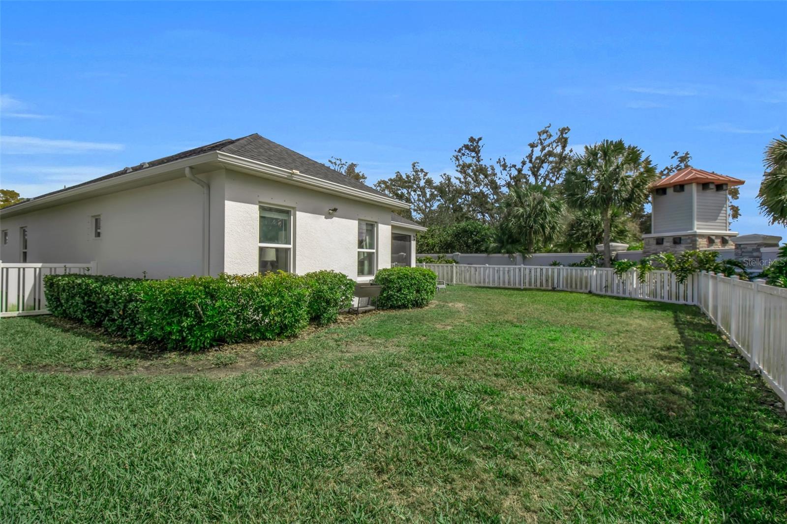 7798 RIDGELAKE CIR