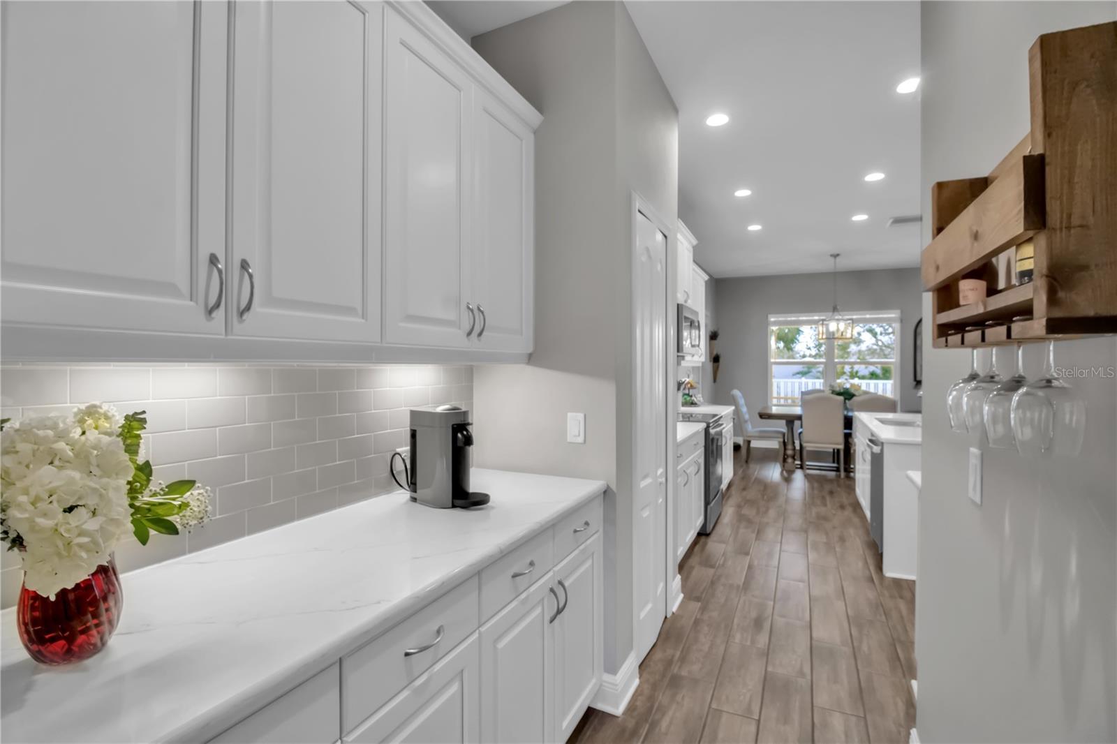 7798 RIDGELAKE CIR