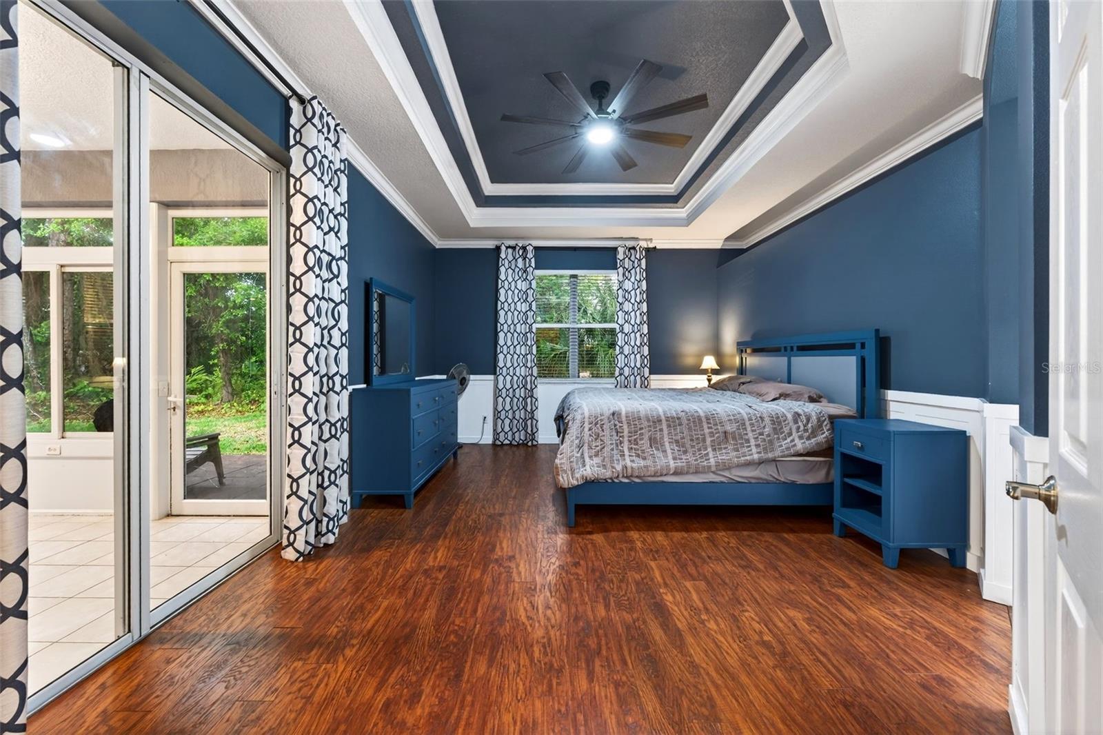 4956 CREEKSIDE TRL