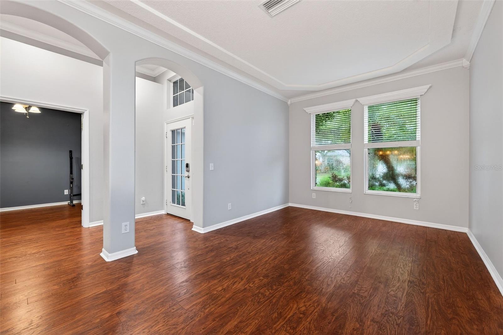 4956 CREEKSIDE TRL