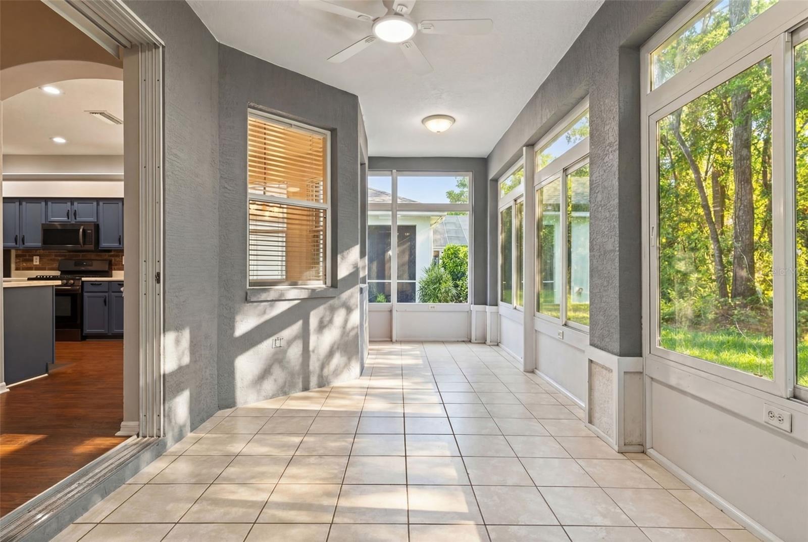 4956 CREEKSIDE TRL