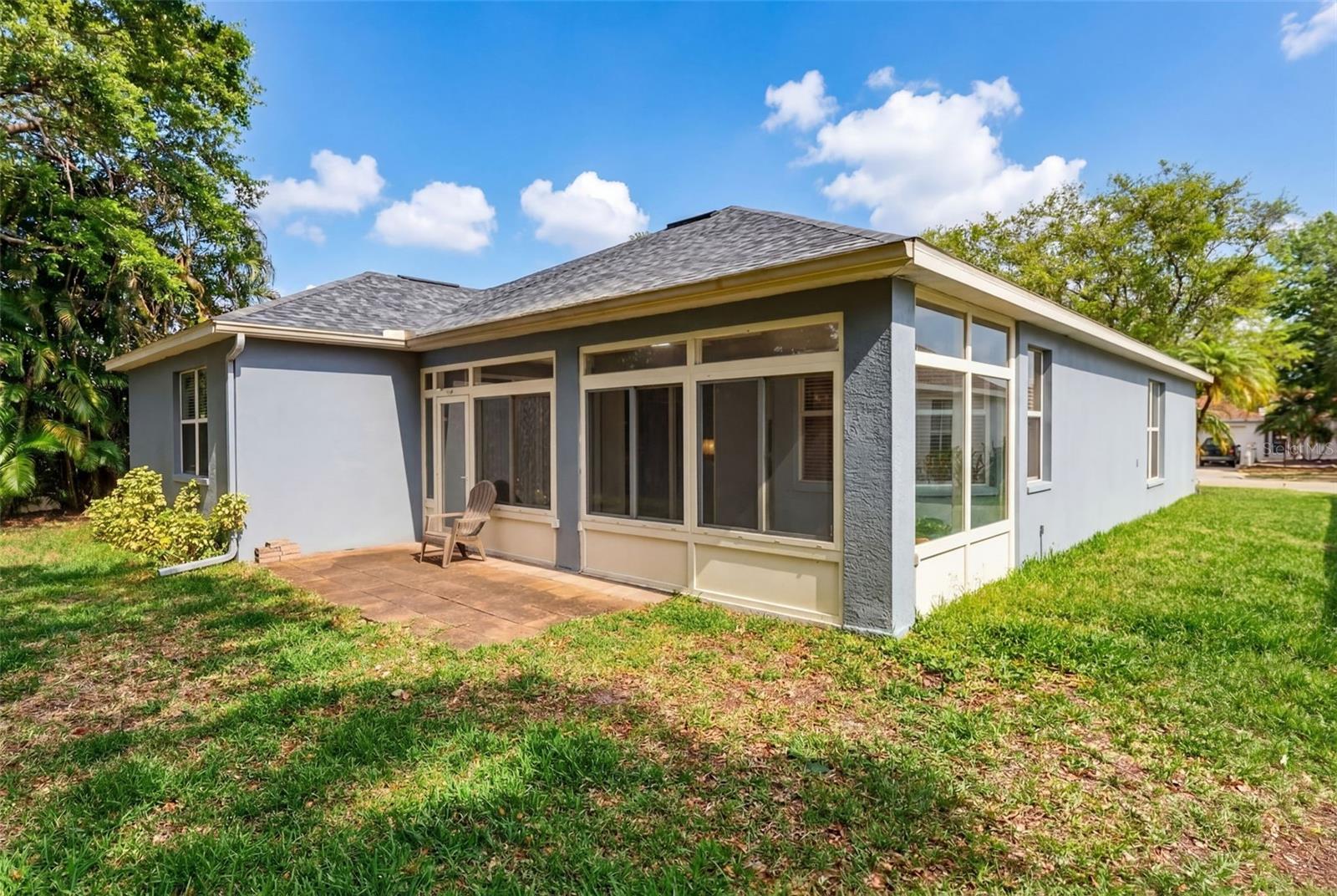 4956 CREEKSIDE TRL