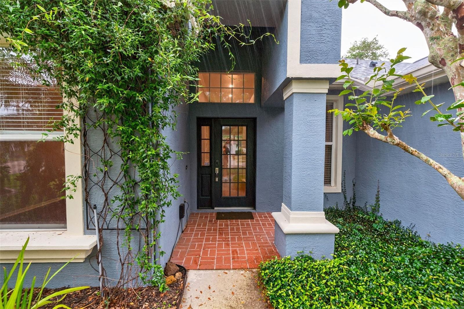 4956 CREEKSIDE TRL
