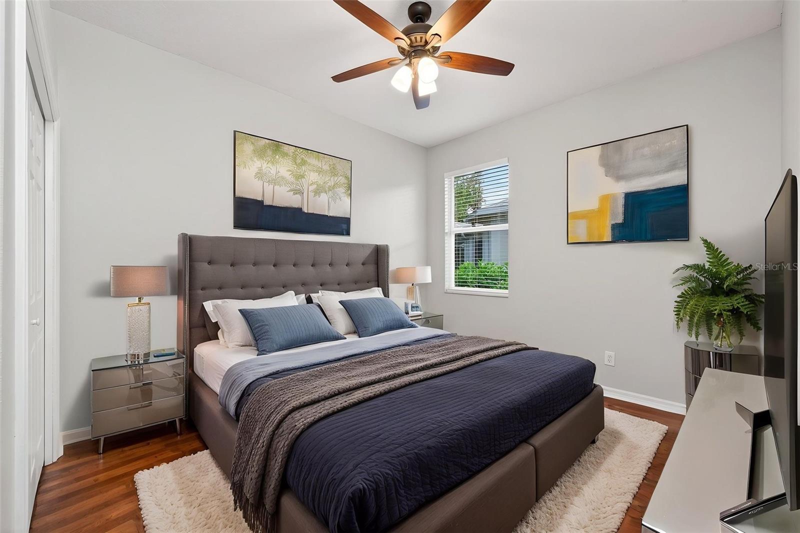 4956 CREEKSIDE TRL