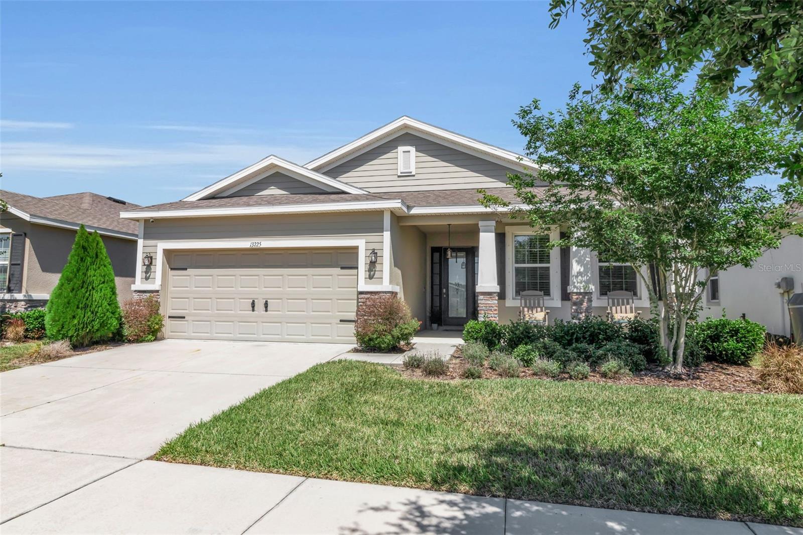 13225 WATERLEAF GARDEN CIR