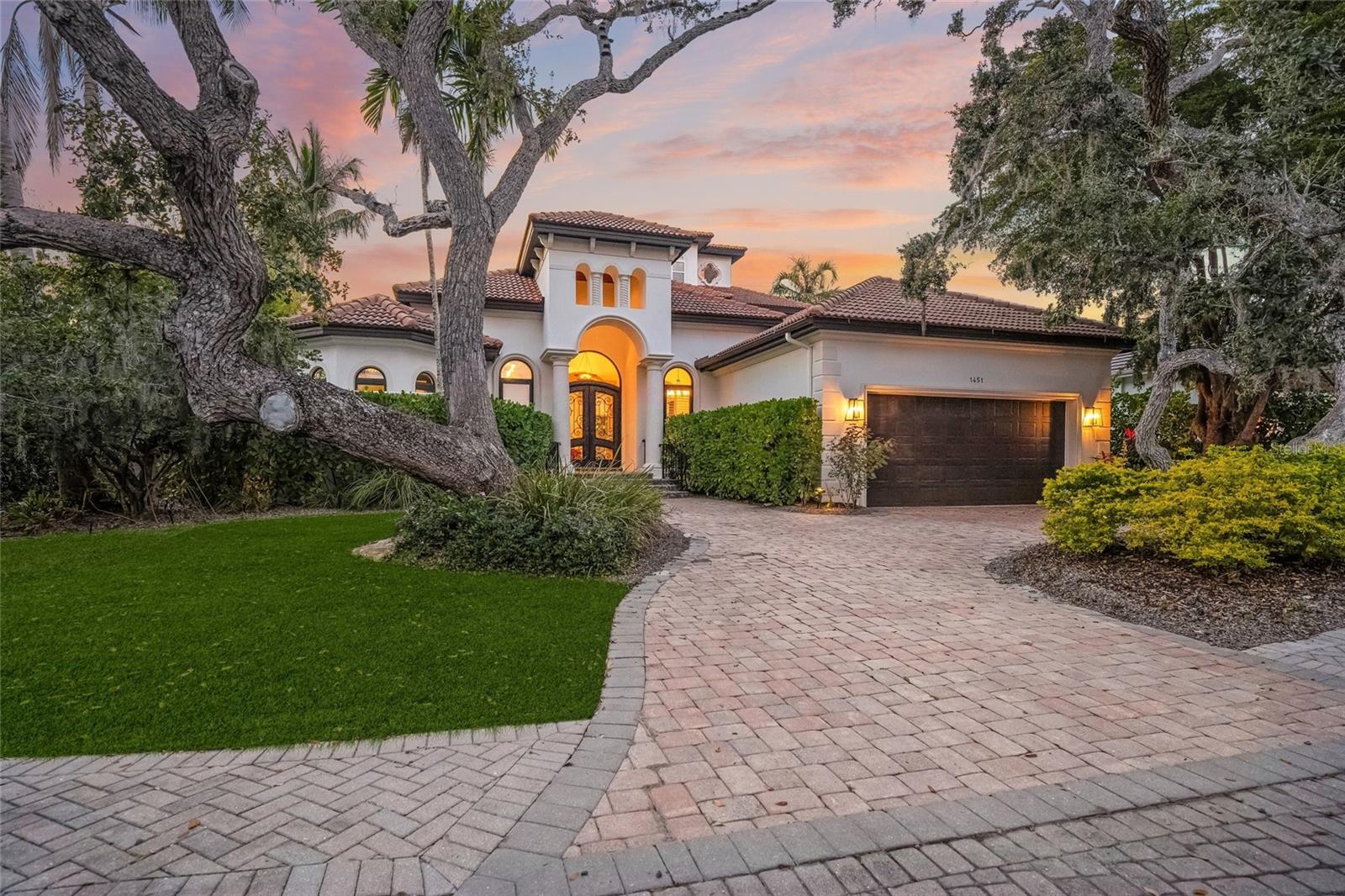 1451 REBECCA LN