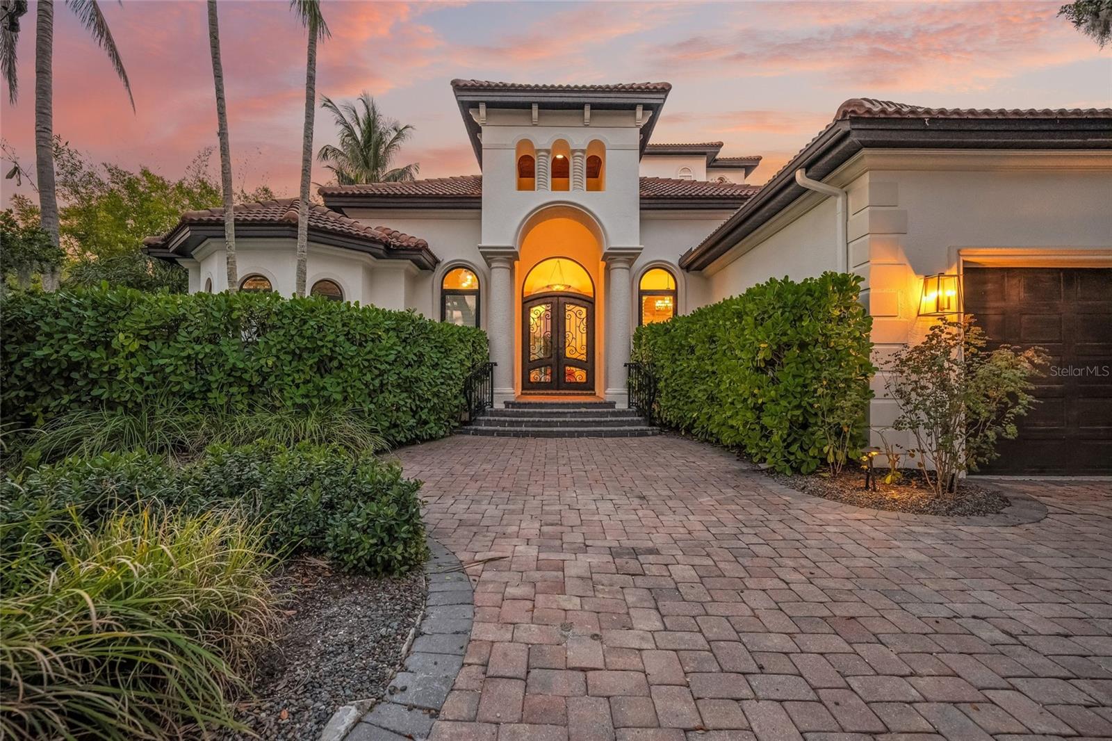1451 REBECCA LN