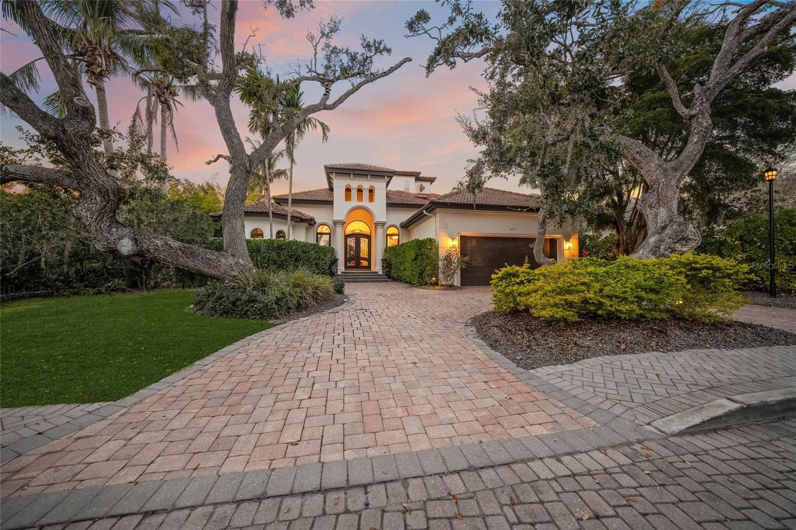 1451 REBECCA LN