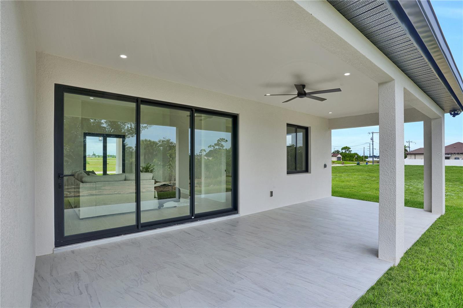 1239 NW 24TH TER