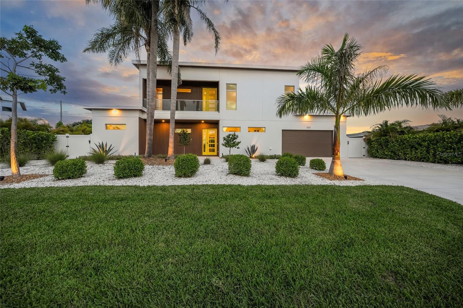 2532 FRUIT TREE DR