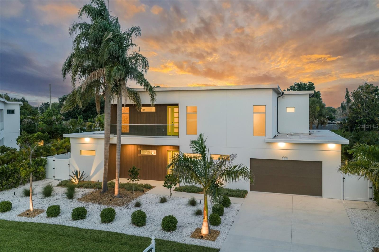 2532 FRUIT TREE DR