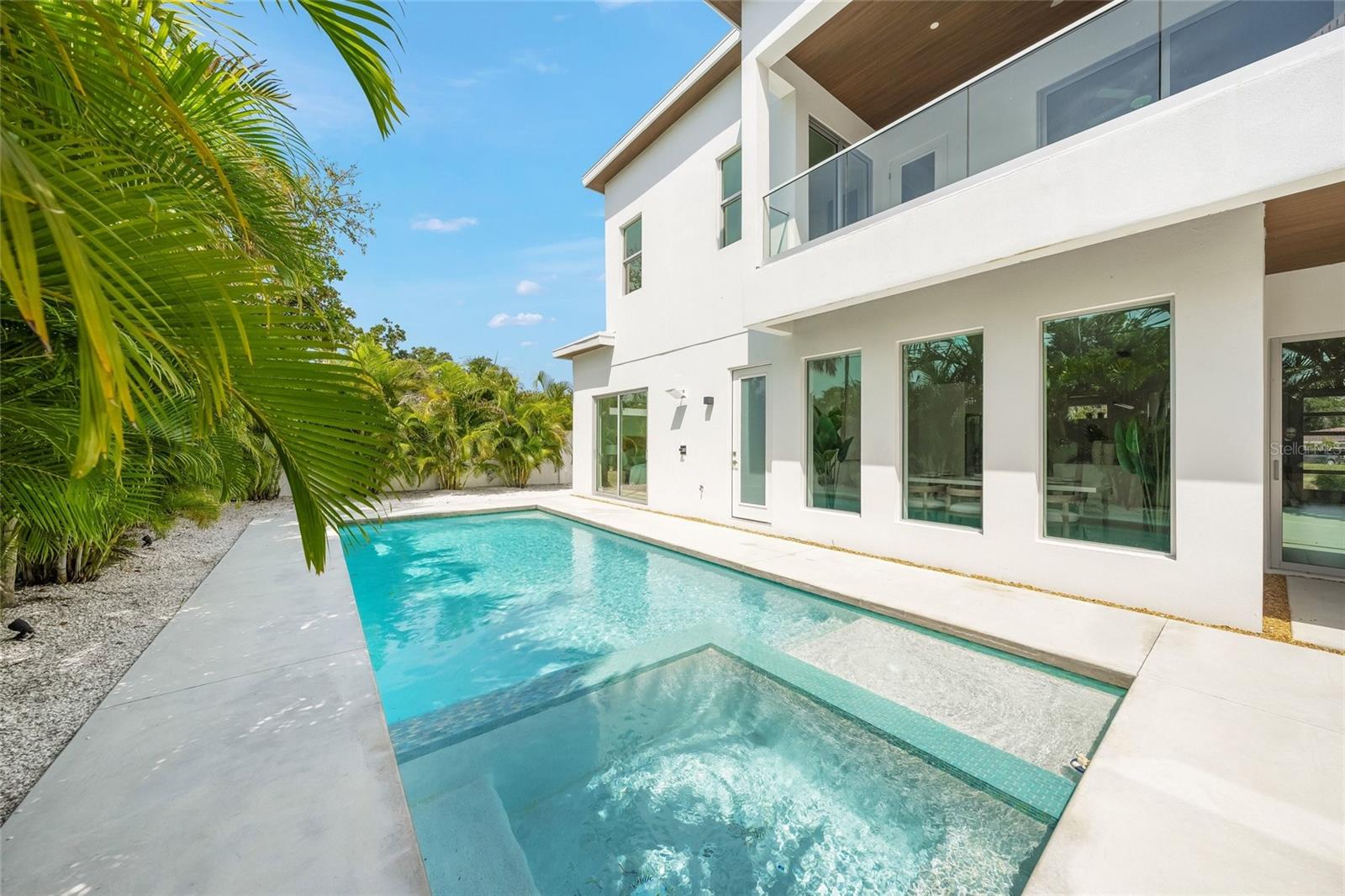 2532 FRUIT TREE DR