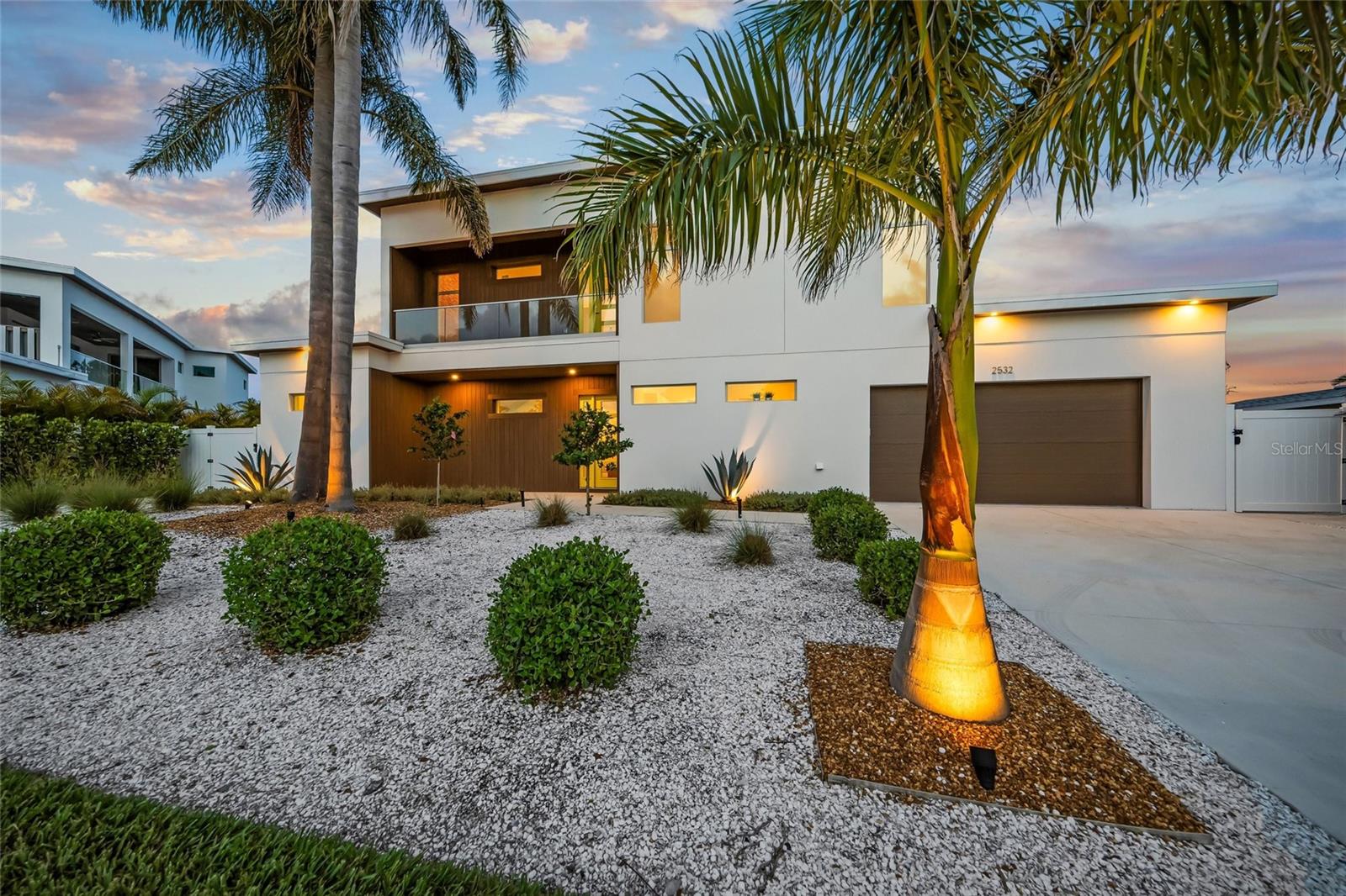 2532 FRUIT TREE DR
