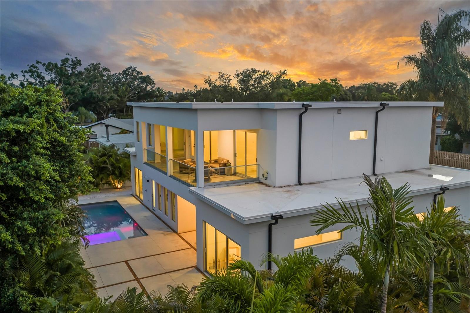 2532 FRUIT TREE DR