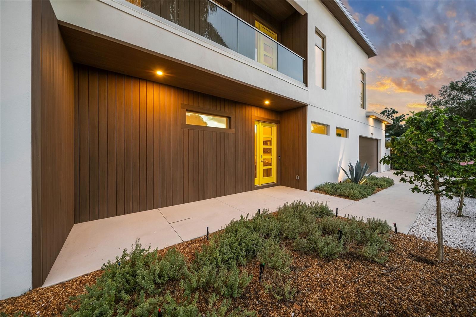 2532 FRUIT TREE DR