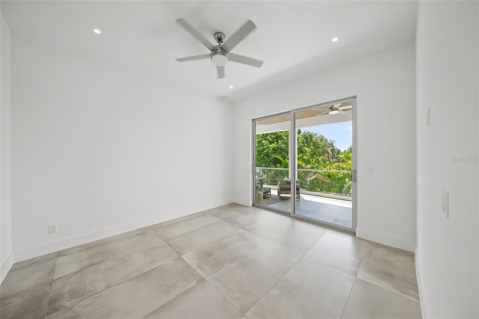 2532 FRUIT TREE DR