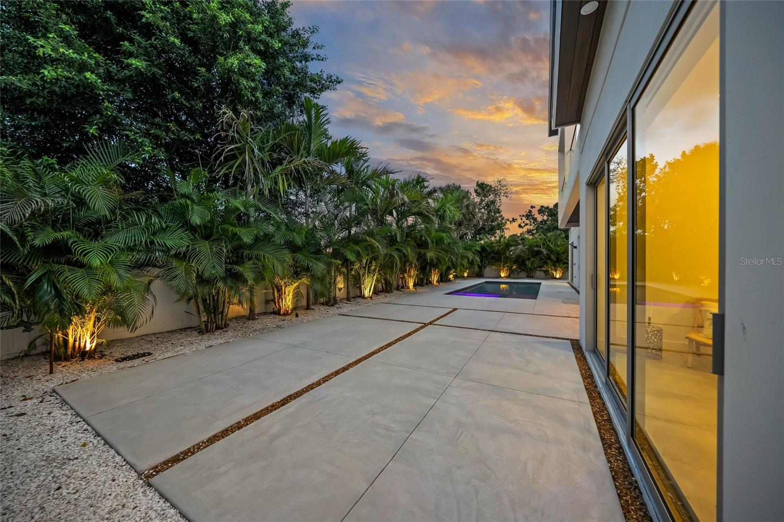2532 FRUIT TREE DR