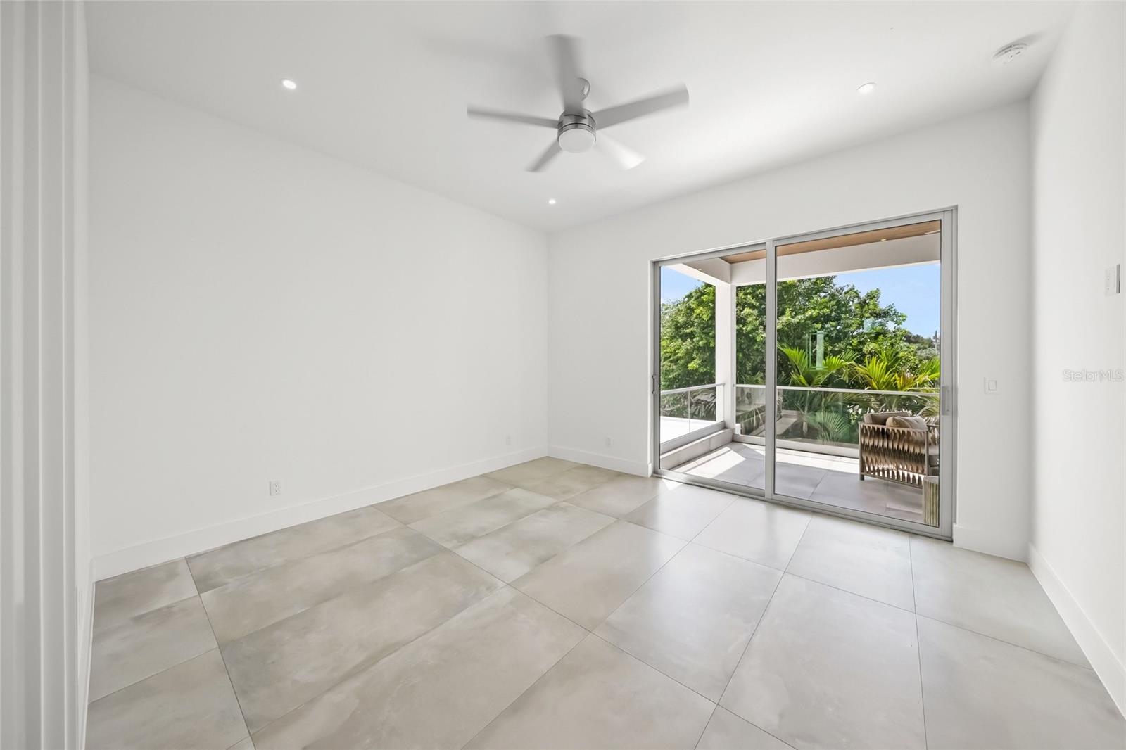 2532 FRUIT TREE DR