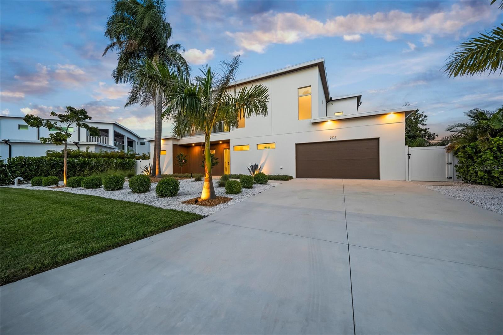 2532 FRUIT TREE DR