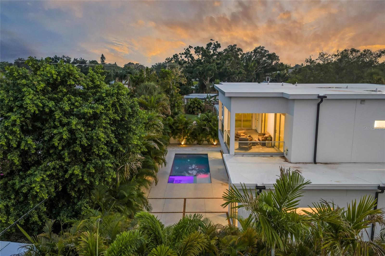 2532 FRUIT TREE DR