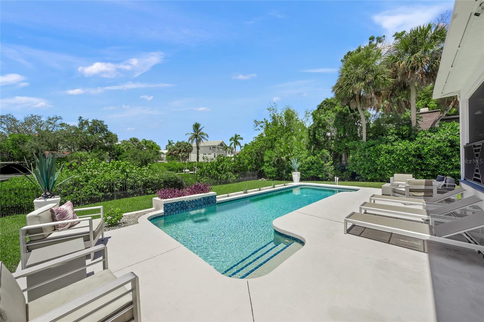 5178 OAKMONT PL