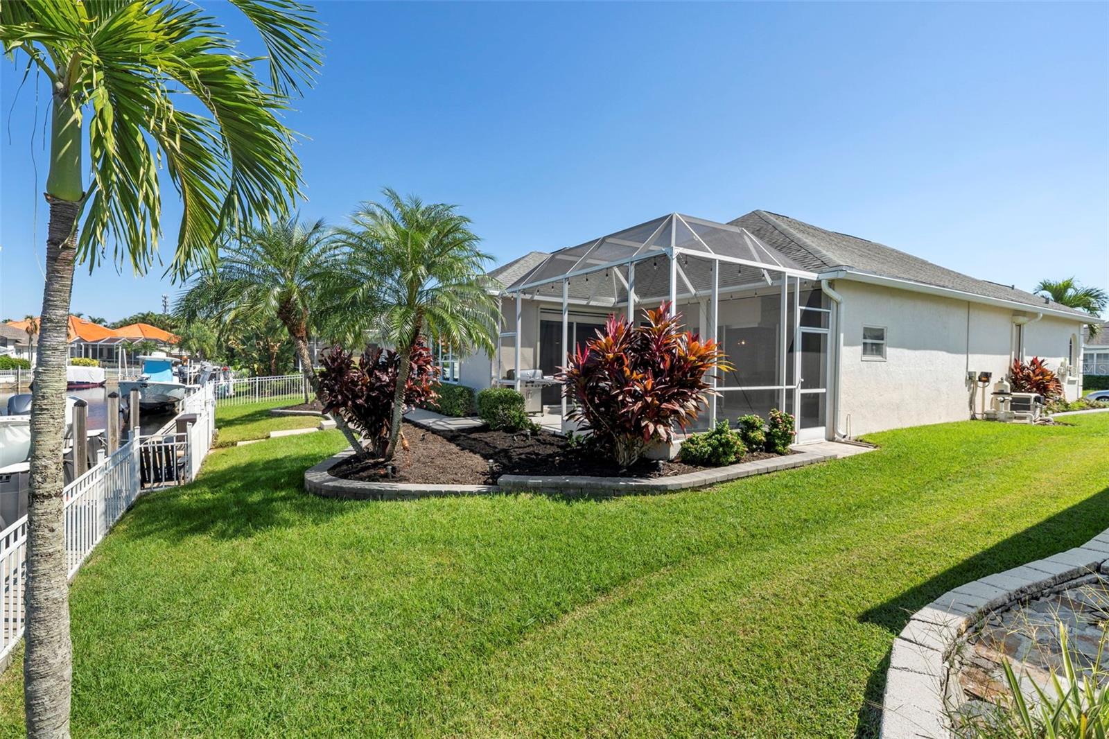 4739 COMPASS DR