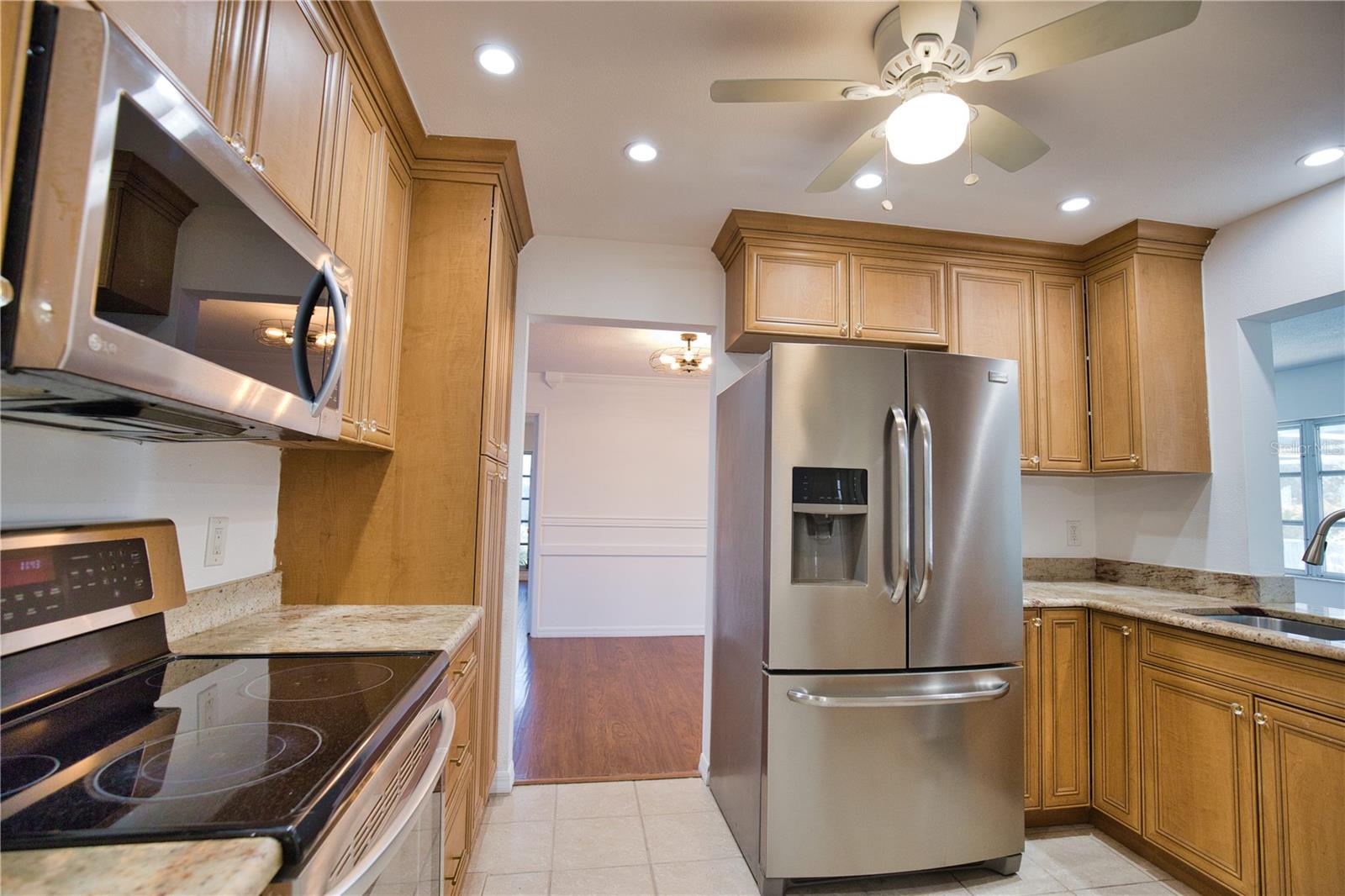 1612 CYPRESS POINT CT