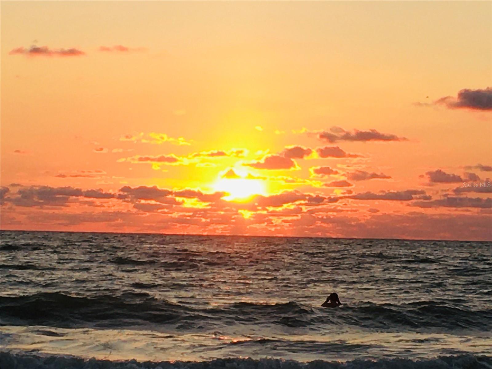 1612 CYPRESS POINT CT