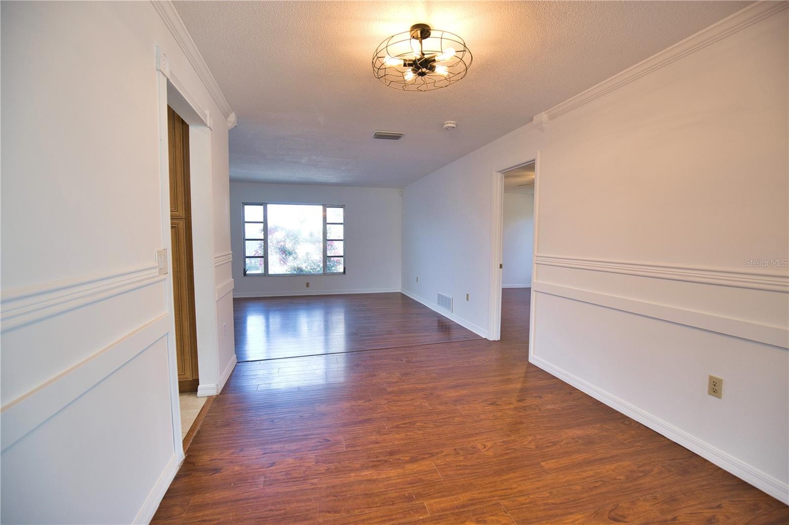 1612 CYPRESS POINT CT