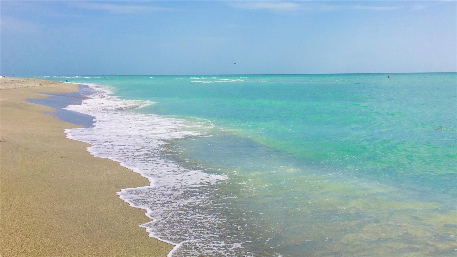 1612 CYPRESS POINT CT