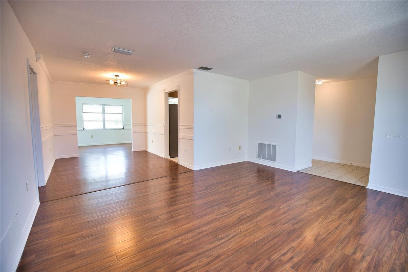 1612 CYPRESS POINT CT