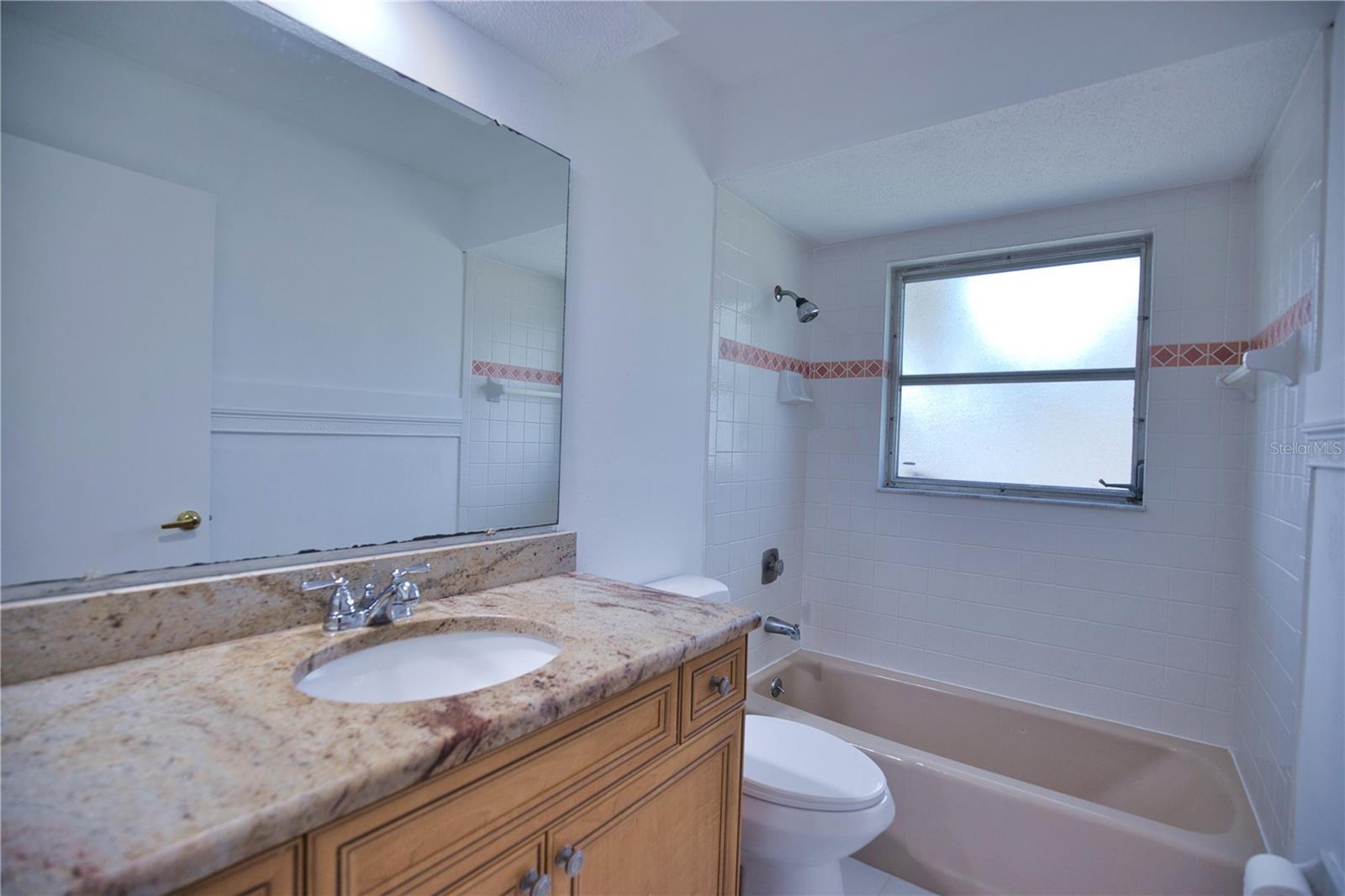 1612 CYPRESS POINT CT