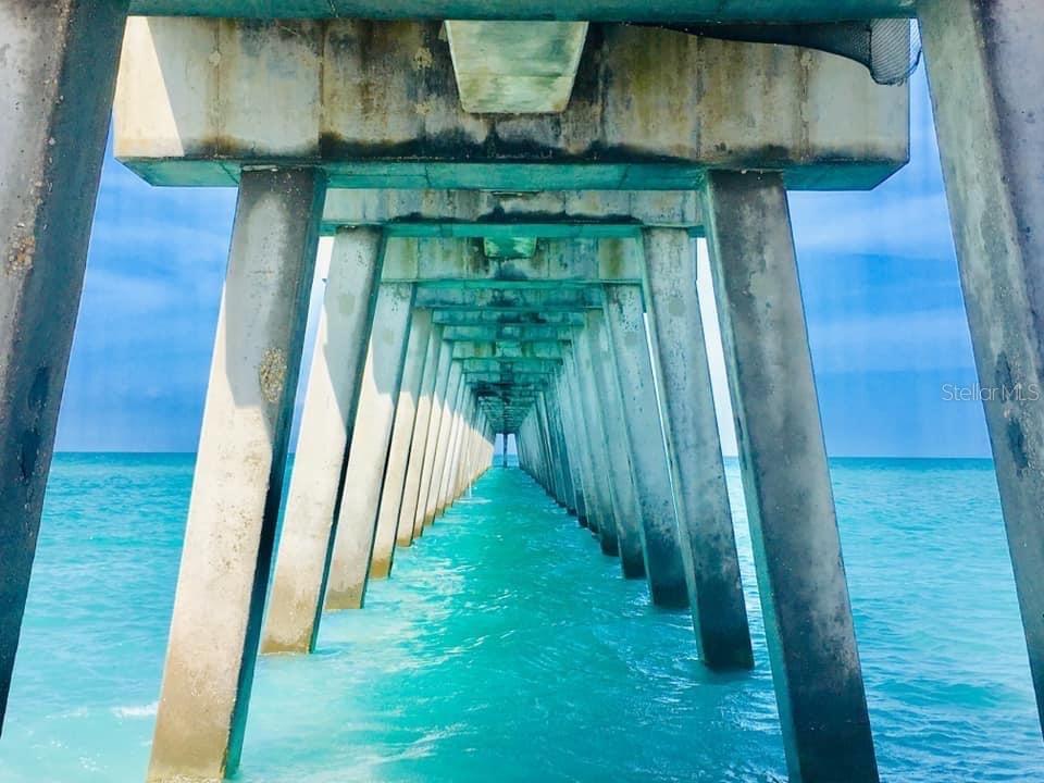 1612 CYPRESS POINT CT