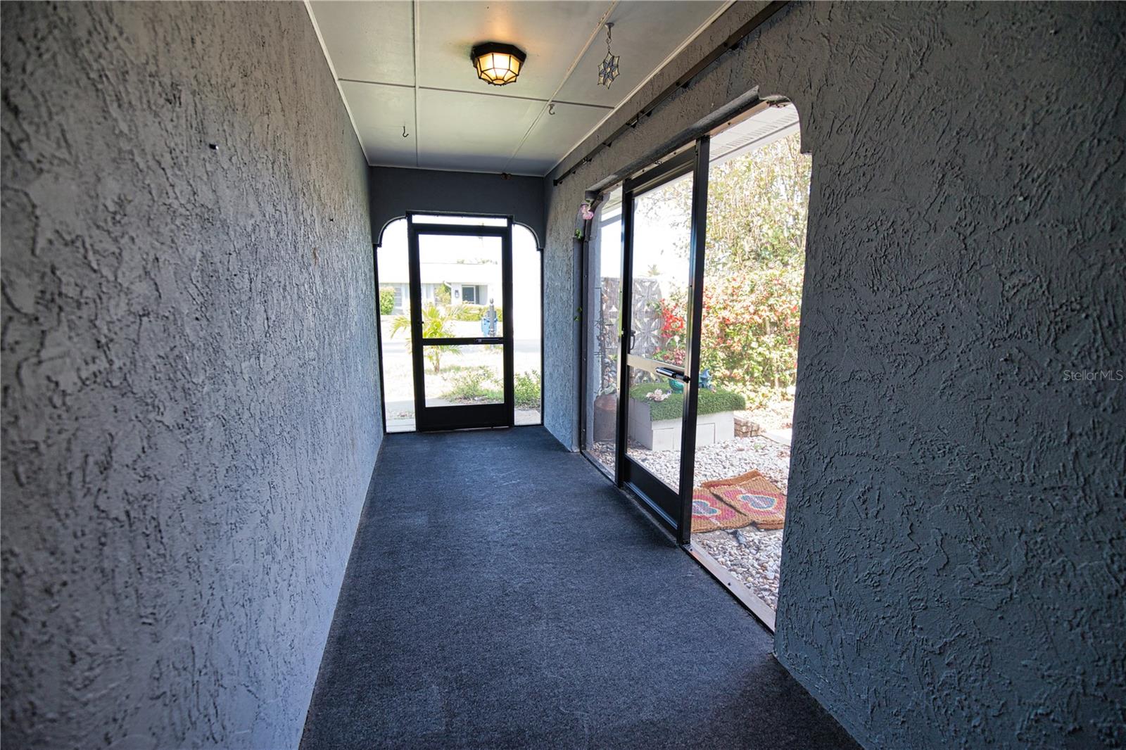 1612 CYPRESS POINT CT