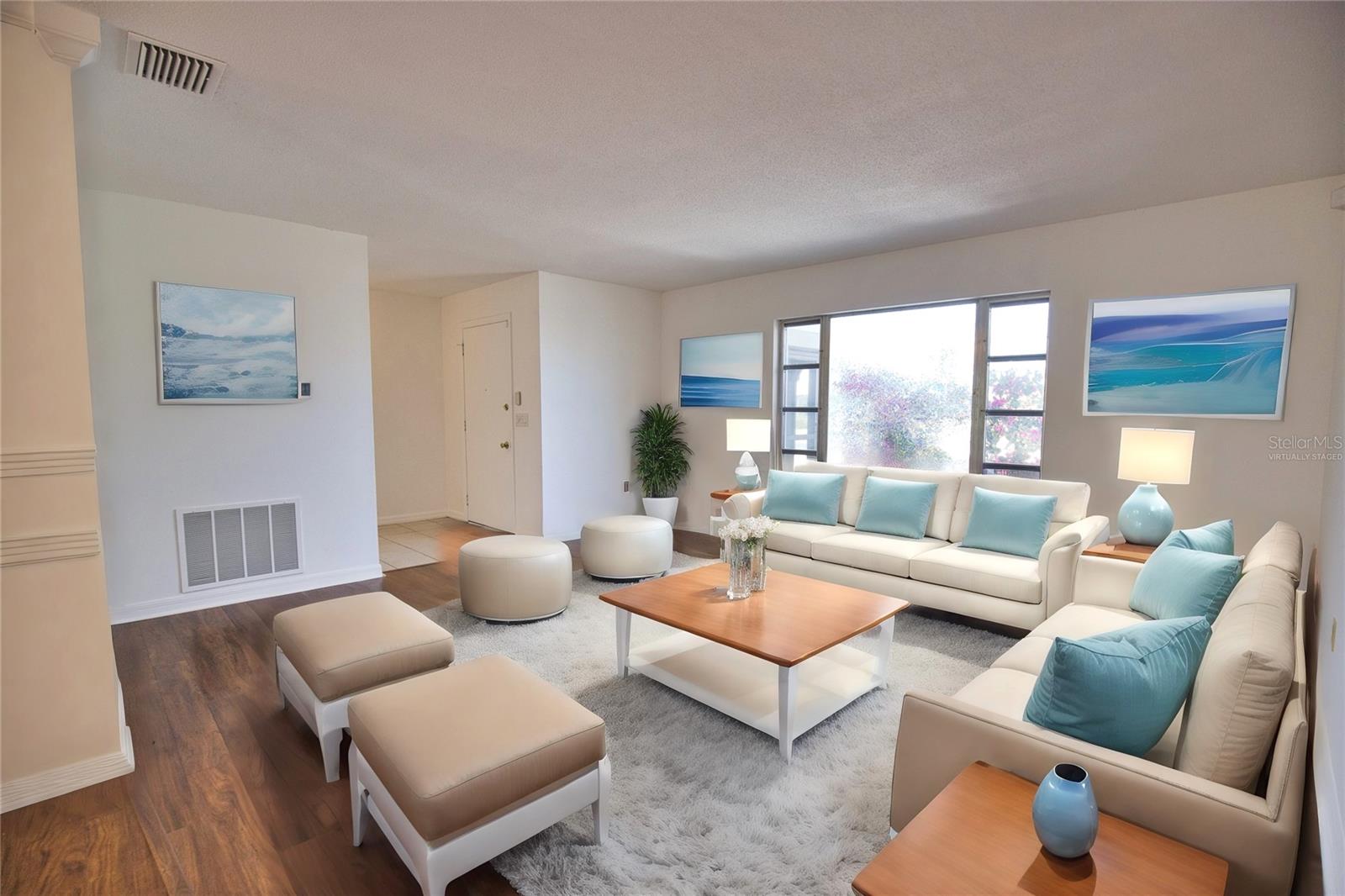 1612 CYPRESS POINT CT