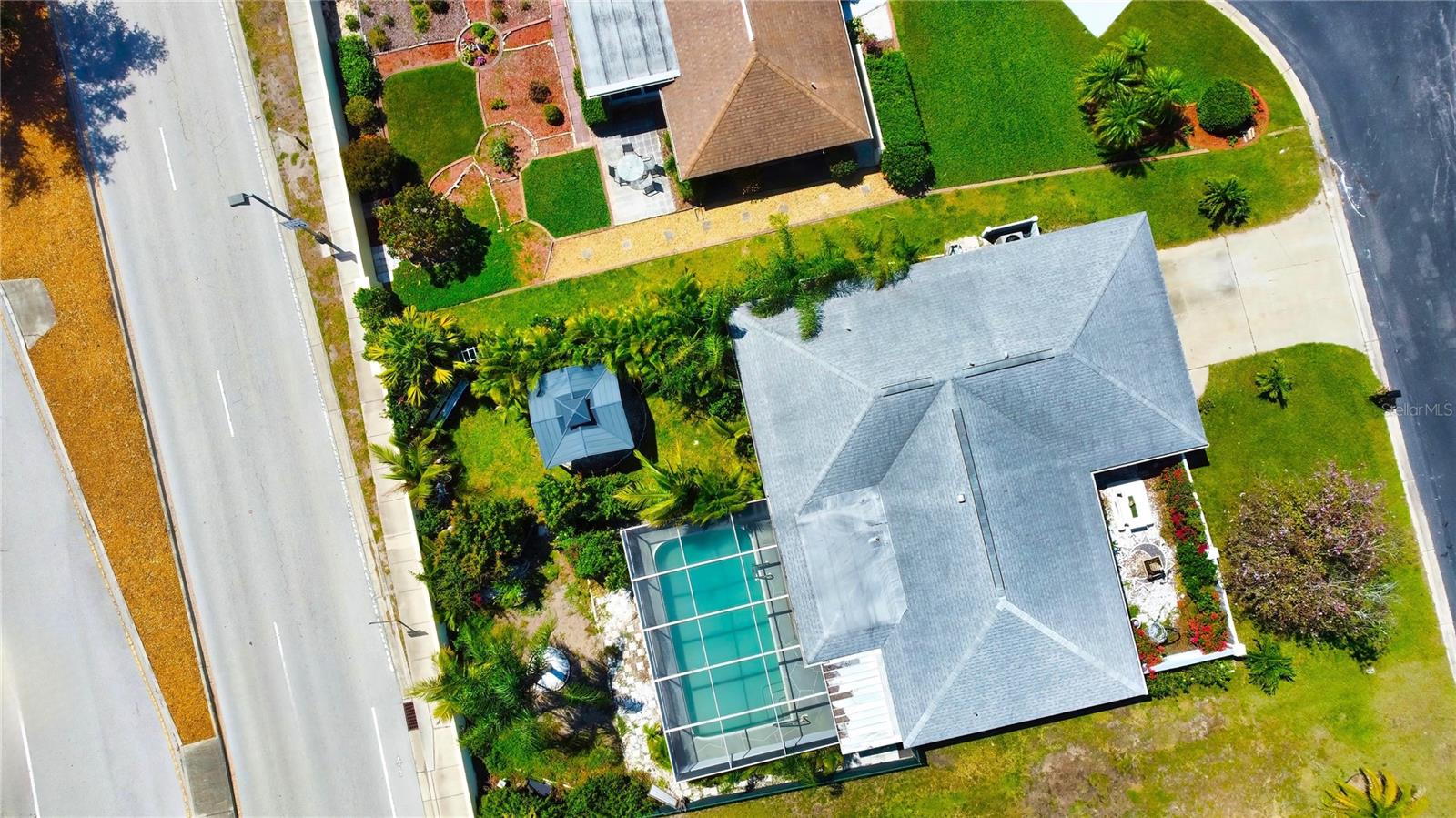 1612 CYPRESS POINT CT