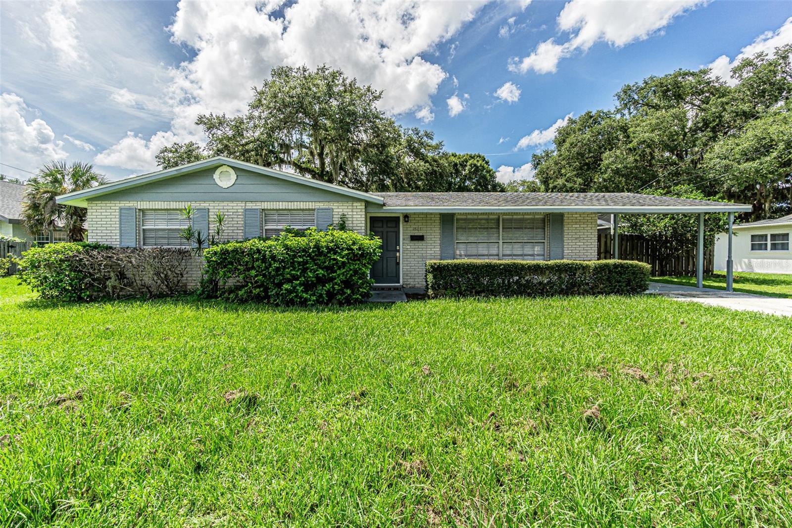 1507 8TH ST W