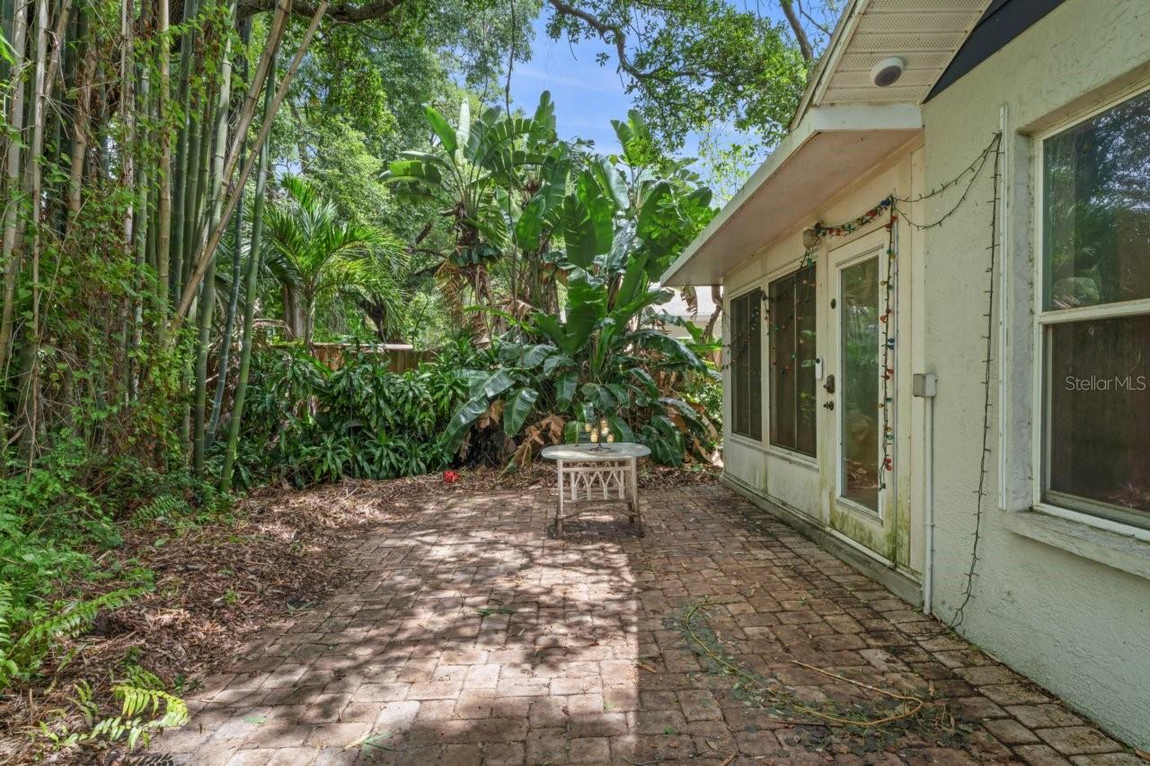 816 36TH ST W