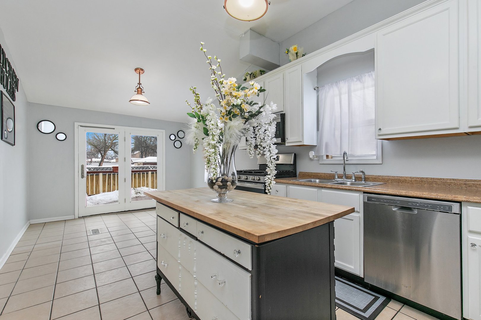 400 S 18th Avenue