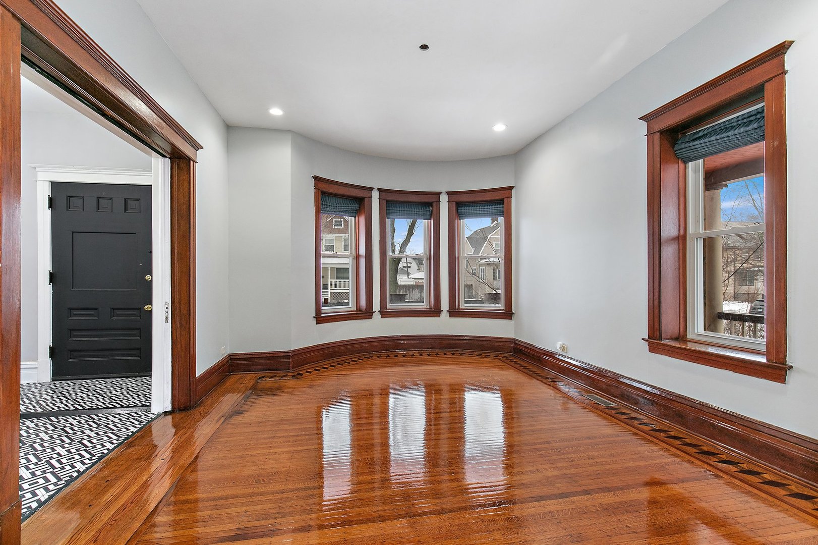 400 S 18th Avenue