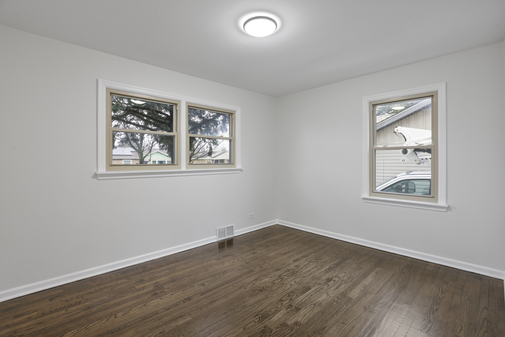 5263 89TH Street