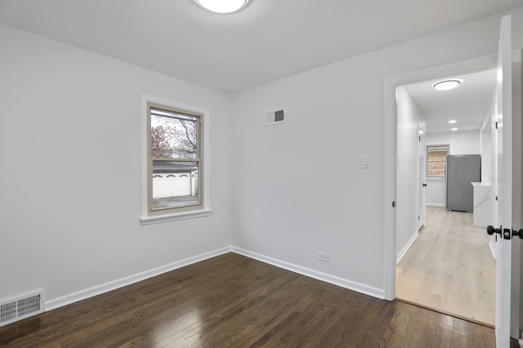 5263 89TH Street