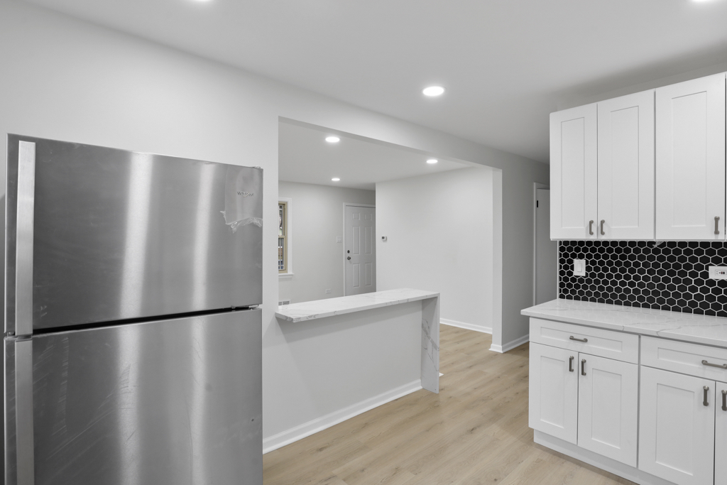 5263 89TH Street