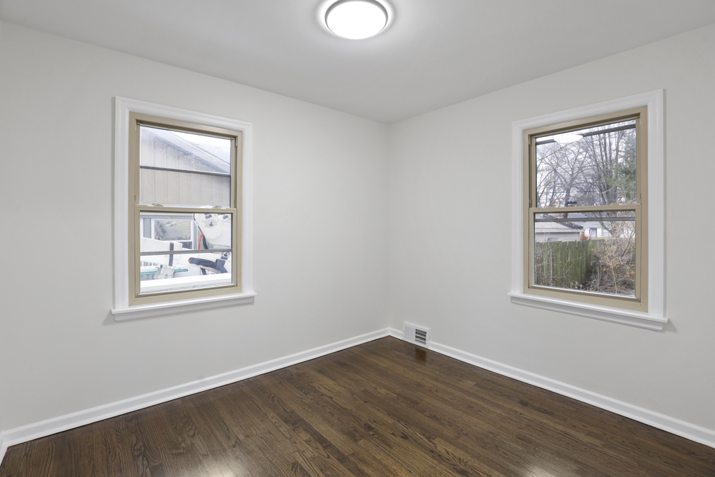 5263 89TH Street