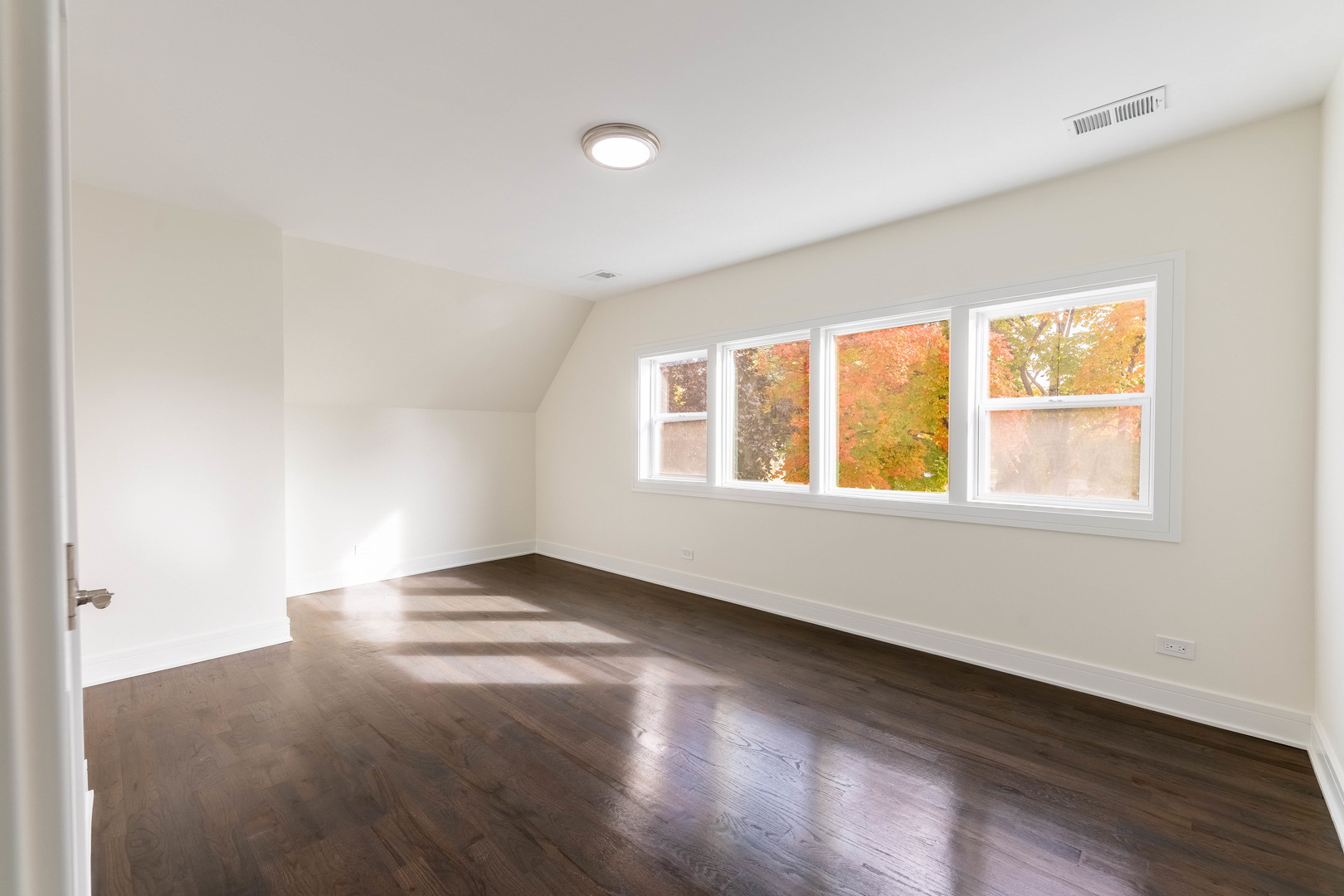 400 S 11th Avenue