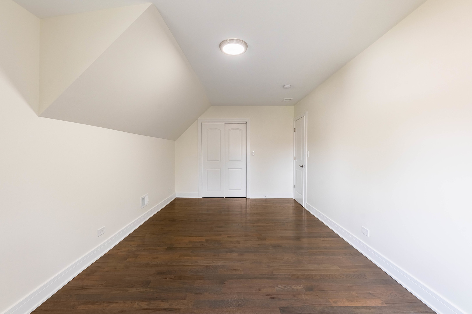 400 S 11th Avenue