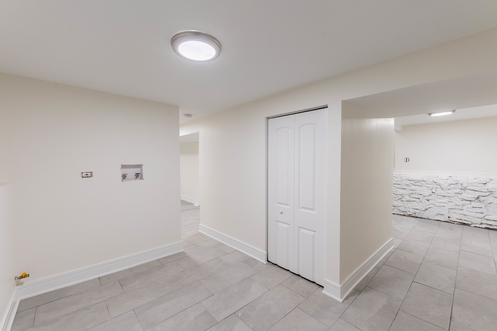 400 S 11th Avenue