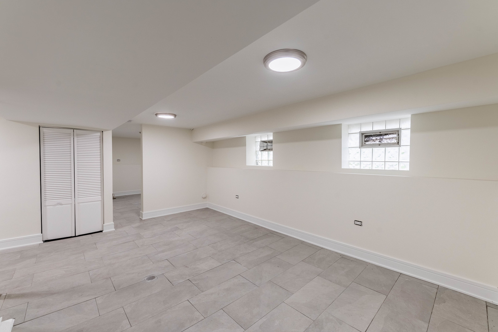 400 S 11th Avenue